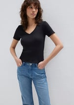 V Yaka Siyah Basic Tişört Fitted/Vücuda Oturan Kesim 1601040-900