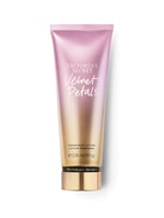 Victoria's Secret Velvet Petals 236 ml Kadın Vücut Losyonu
