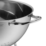 WMF Gourmet Paslanmaz Çelik Süzgeç, 24 cm, Ayaklı Makarna Süzgeci, Cromargan® Yüksek Kaliteli Paslanmaz Çelik, Bulaşık Makinesinde Yıkanabilir