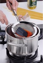 WMF Profi Plus İnce Tel Süzgeç, 16 cm, Cromargan® Yüksek Kaliteli Yarı Mat Paslanmaz Çelik, Pudra Şekeri Eleği, Bulaşık Makinesinde Yıkanabilir - Bedenler: 8 cm, 16 cm