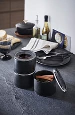 YAMAZAKI home Seramik yiyecek saklama egzersiz aletleri/canisters hava geçiren kapaklı seramik kutu, seramik, siyah, tek boy