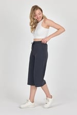 Yüksek Bel Cepli Rahat Kesim Mevsimlik Kadın Diz Altı 3'lü Bermuda Siyah-Lacivert-Antrasit Kapri Şort - Bedenler: 3XL, 4XL, XS, S, M, L, XX-Large, XL