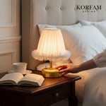 Beyaz Tül Kumaş Fırfırlı Detaylı Pilli Masa & Gece Lambası