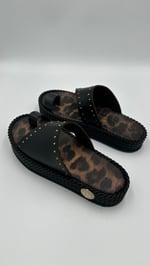 Siyah Leopar  Terlik