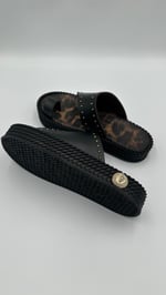 Siyah Leopar  Terlik