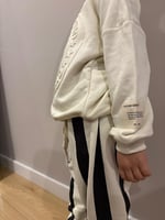 Kabartmalı Sweat & Çizgili Eşofman Takımı
