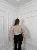 Kayık Yaka Dökümlü Kol Crop Bluz