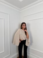 Kayık Yaka Dökümlü Kol Crop Bluz