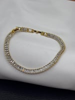 ÇELİK BİLEKLİK BAGET TAŞLI İNCEBileklik26-SS-54215Celik Taki AccesoriesÇELİK BİLEKLİK BAGET TAŞLI İNCE