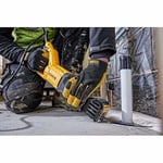 DEWALT 1100W TİLKİ KUYRUĞU TESTERE MAKİNESİ 