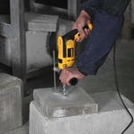 Dewalt 13 mm 650W Darbeli Matkap