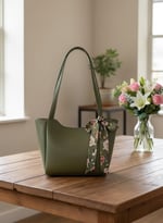 SİYAH Kadın Fularlı Fermuarlı Kapamalı Shopper El Ve Omuz Çantası
