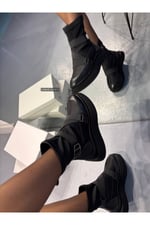 Adrinal Siyah Strej Kemer Detay Düz Taban Kadın Spor Bot