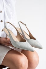 AURELIA Kadın Gümüş Sivri Burun Slingback 6 cm İnce Topuk Parlak Simli Abiye Ayakkabı
