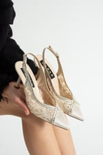 LACEORA Kadın Bej Sivri Burun 7 cm Topuklu Dantel Dokulu İnci Detaylı Slingback Abiye Ayakkabı
