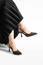 LISA Kadın Acı Kahve Sivri Burun 7 cm Topuklu Çiçek Dantel Desenli Rugan Slingback Ayakkabı