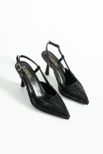 LISA Kadın Siyah Sivri Burun 7 cm Topuklu Çiçek Dantel Desenli Rugan Slingback Ayakkabı