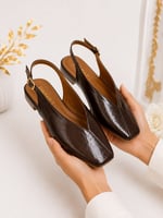 LIVORA Kadın Acı Kahve Kare Burun Tokalı Düz Taban Slingback Casual Babet Ayakkabı