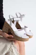 LOREVA Kadın Beyaz Platform Taban 9 cm Kalın Topuklu Bilekten Bantlı Sandalet