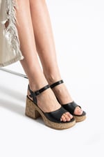 LOREVA Kadın Siyah Platform Taban 9 cm Kalın Topuklu Bilekten Bantlı Sandalet