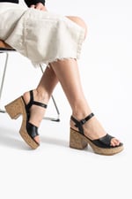 LOREVA Kadın Siyah Platform Taban 9 cm Kalın Topuklu Bilekten Bantlı Sandalet