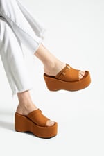 LUNARA Kadın Taba 10 cm Platform Topuk Tokalı Kalın Taban Terlik Sandalet