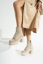 MELVIAN Kadın Bej Lüks Süet Bağcıklı Fermuarlı İçi Kürklü 8 Cm Kalın Topuklu 3 Cm Platform Bot Bootie
