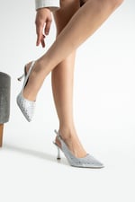 MERIA Kadın Gümüş 7 cm Sivri Burun Kristal Taş İşlemeli Slingback Topuklu Ayakkabı