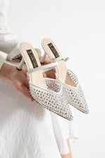 MINA Kadın Beyaz File Taşlı 7 cm Topuklu Slingback Sivri Burun Abiye Ayakkabı