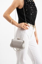 POLKIA Ekru Saten Kumaş Puantiye Desenli Zincir Askılı Klips Kapamalı Clutch Çanta