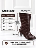 SELVIA Kadın Acı Kahve Kroko Cilt Sivri Burun İçi İnce Kürklü 8 Cm İnce Topuklu Orta Konç Bot Bootie