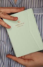 Victorias Journals Geçmeli Ve Cepli Defter A5 Ivory 80 Gr. 128 Yp.Pastel Yeşil