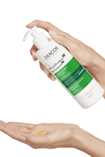 Dercos Anti-Dandruff Normal ve Yağlı Saçlar İçin Kepeğe Karşı Etkili Bakım Şampuanı 390 ml