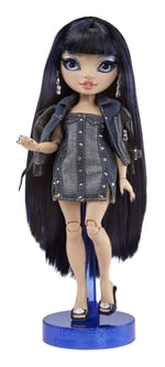 ADO-IRH583158 RAINBOW HIGH MODA BEBEGI KIM NGUYEN 3