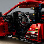 ADO-LMT42125 FERRARI 488 GTE LEGO 1