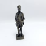 Ayakta Atatürk Figürü - Gold - Teraryum Malzemesi
