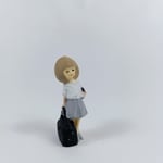Küt Saçlı Bayan  Figürü 6.5cm - Teraryum Malzemesi