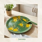Amalfi Garden İtalya Serisi Spatulalı Kek Sunum Tabak 27.5 × 27.5 × 1.8 CM /22.5 × 5.5 × 1.5 CM TW-AML-5009