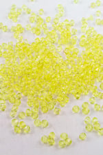 4 mm Piramit Sarı Akrilik Boncuk Aksesuar Takı Malzemesi (25 Gram)