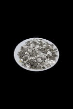 5 mm Gümüş Ortadan Delikli Metal Pul Payet (30 Gr 390 Adet)