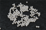 6 mm Açık Krem Tonu İnci Boncuk 30 Gr (Kolye, Bileklik, Küpe ve Takı Yapımı)