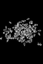 6x12 mm Damla Kubbesi Sivri Desenli Yandan Delikli Şeffaf Akrilik Boncuk (25 Gr 105 Adet)