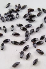 6x12 mm Siyah Arpa Plastik Boncuk Aksesuar (25 Gram)