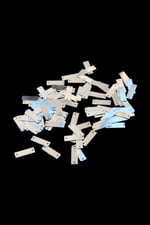 6x20 mm Gümüş Diktörtgen Çift Delikli Plastik Pul Payet 30 Gr (Tülbent, Oya, Havlu Malzemesi)