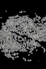 Bej Rengi 4 mm Piramit Akrilik Boncuk Aksesuar Takı Malzeme (25 Gr)