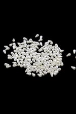 Damla İnci 6x10 mm Açık Krem Beyaz Tonları Boncuk (20 Gr Ortalama 125 Adet)