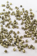 Eskitme Gold 6 mm Piramit Özel Desen Boncuk Aksesuar Takı Malzemesi (25 Gram)