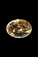 Gold 10 mm Yandan Delikli Plastik Pul Payet 30 Gr (Tülbent, Oya, Havlu Malzemesi)