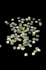 İthal Özel Renk Yandan Delikli 8 mm Plastik Pul Payet 25 Gr (Tülbent, Oya, Havlu Malzemesi)