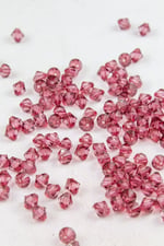 Koyu Pembe 8 mm Piramit Akrilik Boncuk Aksesuar (25 Gram)
